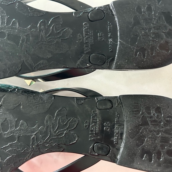 Valentino ROCKSTUD RUBBER SLIPPER size 38 Euro - Picture 6 of 9